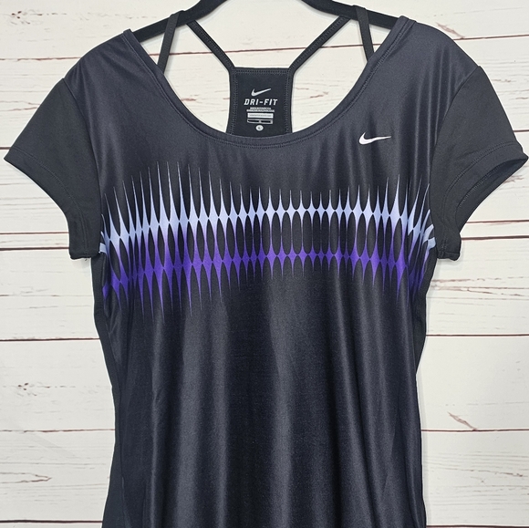 Nike Black Strappy Cap Sleeve Athletic Top - Picture 3 of 9